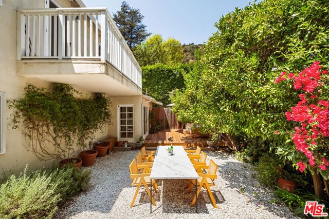 2204 Stanley Hills Drive, Los Angeles CA: https://media.crmls.org/mediaz/a9309c61-de27-45d5-a7f5-d1a7c1ce7add.jpg