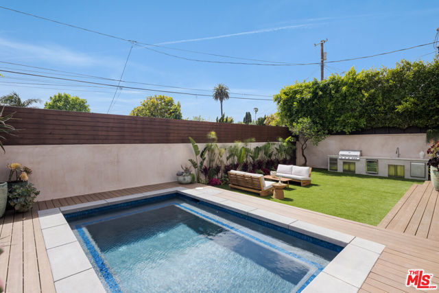 3731 Wasatch Avenue, Los Angeles CA: https://media.crmls.org/mediaz/a930f190-a067-4434-9bce-4fd9b038b3fd.jpg