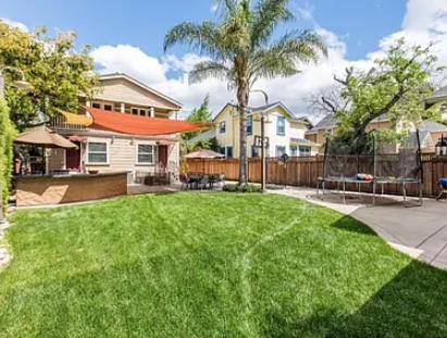 647 N 2nd Street, San Jose CA: https://media.crmls.org/mediaz/a930f74c-412f-4d8e-ba16-2786526cffaf.jpg