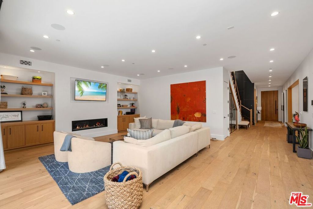 MLS #26985493 image #30