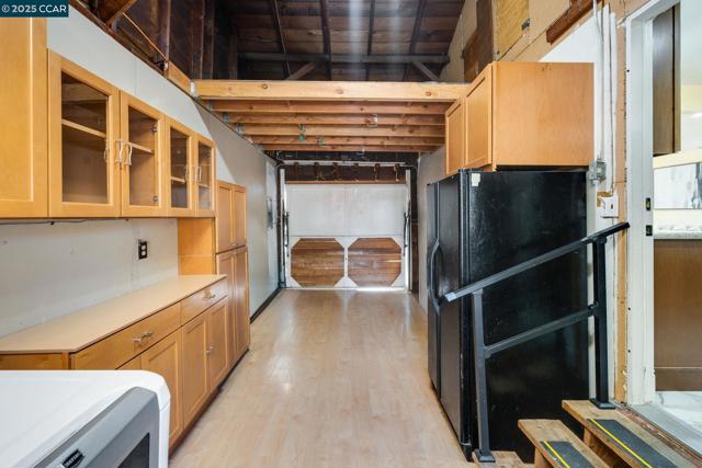 2941 Crawford St, Concord CA: https://media.crmls.org/mediaz/a933102d-29be-41f1-a758-b3bb63e0a8bf.jpg