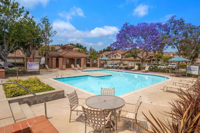 2344 Greenbriar Drive, Chula Vista CA: https://media.crmls.org/mediaz/a9332db1-549a-4d35-8d80-ce1d02816ffe.jpg