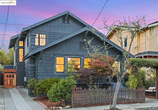Details for 5347 James Ave, Oakland, CA 94618