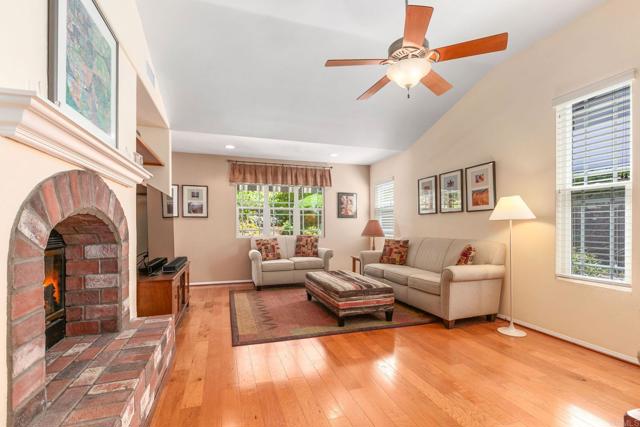1911 La Subida Way, San Marcos CA: https://media.crmls.org/mediaz/a934b094-4a55-4eca-b2ef-83813199e6e9.jpg