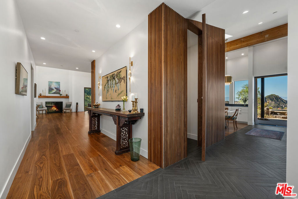 MLS #26863865 image #45