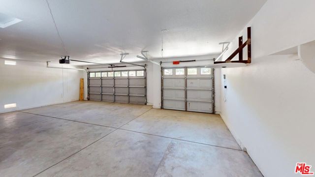 1912 Veranda Court, Modesto CA: https://media.crmls.org/mediaz/a9361023-ae0f-40f1-a7af-dff20f5d339f.jpg
