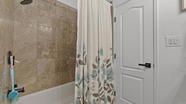 2517 Navarra Drive, Carlsbad CA: https://media.crmls.org/mediaz/a936b244-5514-4920-8197-75233817307b.jpg