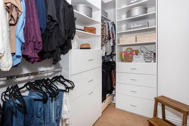 3753 Bergen Peak Place, Carlsbad CA: https://media.crmls.org/mediaz/a936eb20-ecbd-47e3-8abb-53570b0e991c.jpg