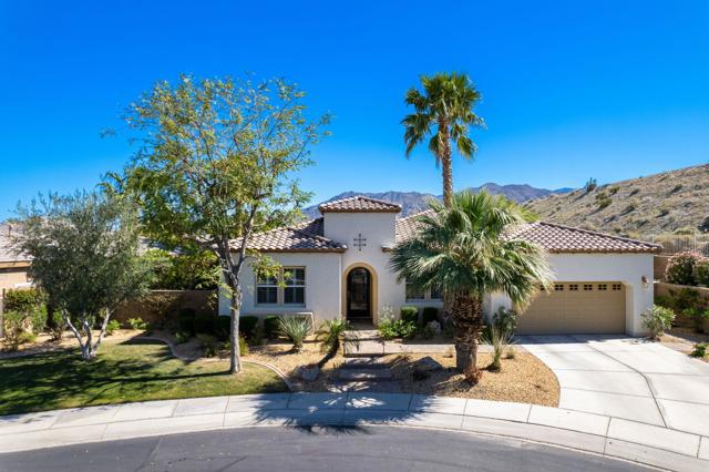 81139 Laguna Court, La Quinta CA: https://media.crmls.org/mediaz/a9372d39-038f-48c9-8d8f-e61846ca9cec.jpg