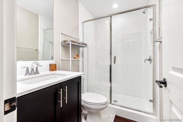 2018 Avenida Artana, Chula Vista CA: https://media.crmls.org/mediaz/a9376625-024f-410d-8c74-ef9d7d2bc06b.jpg