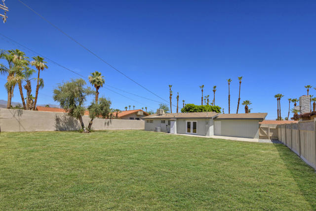 73765 Catalina Way, Palm Desert CA: https://media.crmls.org/mediaz/a93798d7-384c-42be-a773-b1e5c96cfe66.jpg