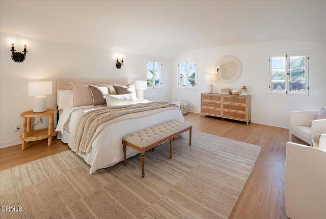 Detail Gallery Image 30 of 69 For 1110 E Mountain St, Glendale,  CA 91207 - 4 Beds | 3 Baths