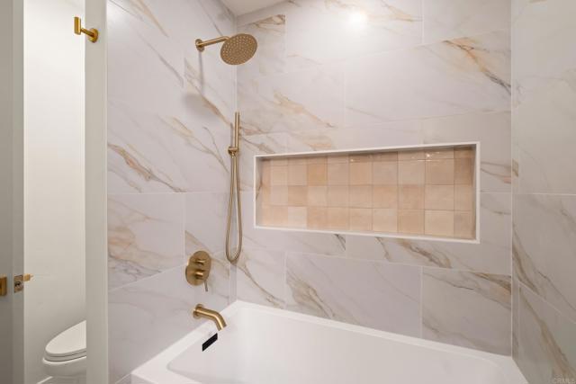 Detail Gallery Image 26 of 36 For 835 Cathy Ln, Cardiff By The Sea,  CA 92007 - 4 Beds | 2 Baths