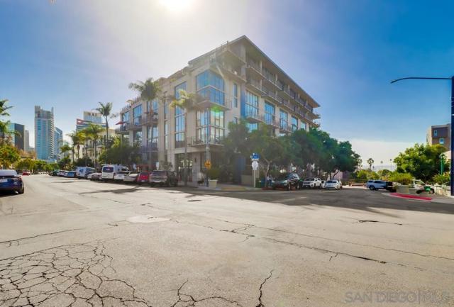 1780 Kettner, San Diego, California 92101, 2 Bedrooms Bedrooms, ,2 BathroomsBathrooms,Condominium,For Sale,Kettner,240027960SD