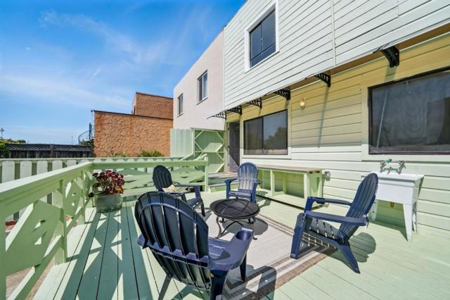 2687 45th Avenue, San Francisco CA: https://media.crmls.org/mediaz/a939956d-1d01-4599-9fbc-9da91f414287.jpg