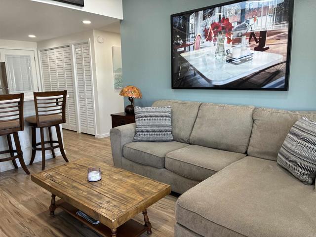 Detail Gallery Image 11 of 20 For 4660 N River Rd #136,  Oceanside,  CA 92057 - 3 Beds | 3 Baths