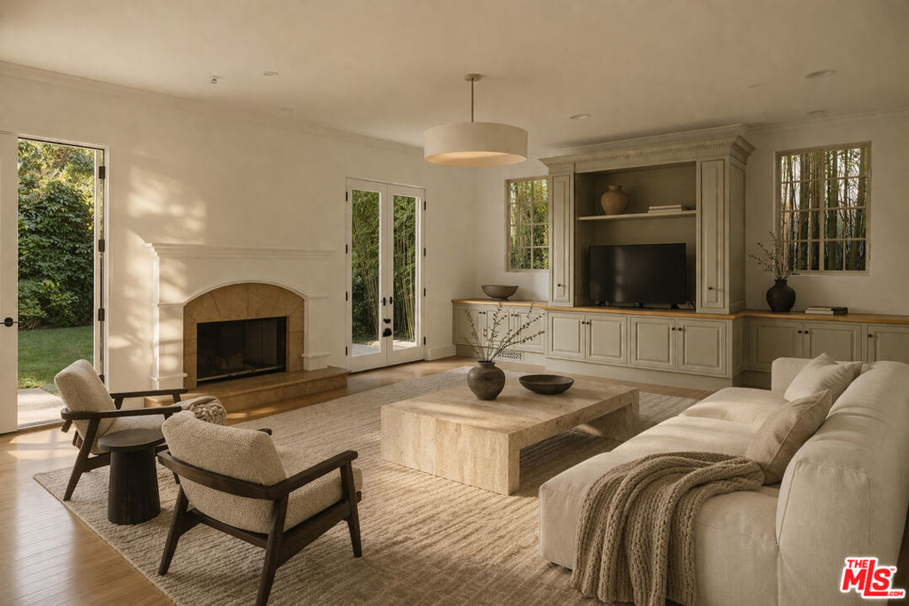 223 24th Street — Mediterranean
