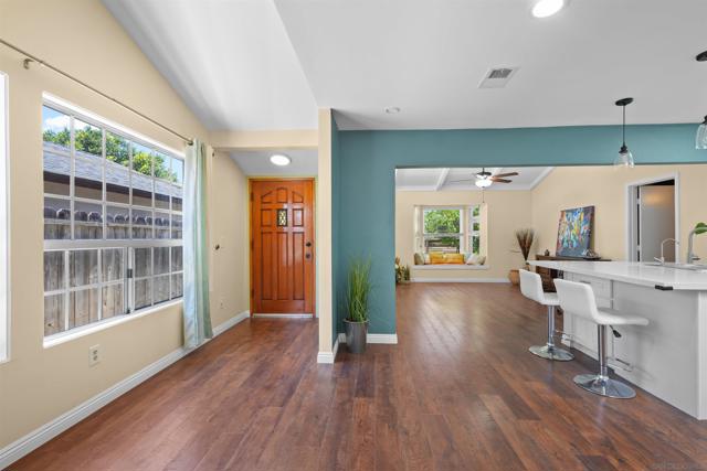 9155 57 Gold Coast Dr, San Diego CA: https://media.crmls.org/mediaz/a93b83d8-0824-49c8-8c8f-5ce807bb6704.jpg