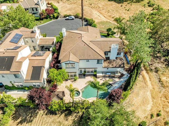 2892 Birkdale Court, Gilroy CA: https://media.crmls.org/mediaz/a93bd2f3-0119-4375-a7d1-405876033b2e.jpg