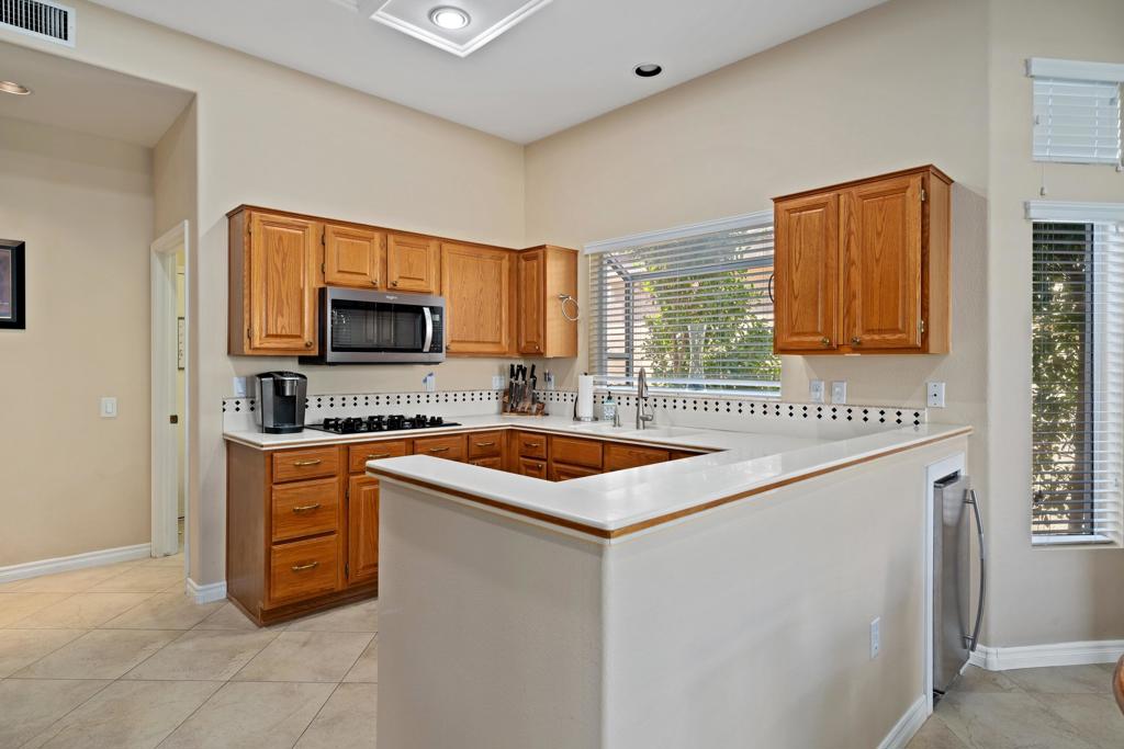 MLS #219133716DA img 9