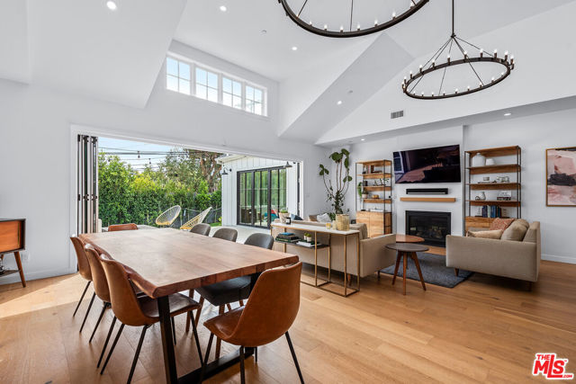 7614 Truxton Avenue, Los Angeles CA: https://media.crmls.org/mediaz/a93de6ad-3175-4e76-b6e8-bfa379fd83b5.jpg