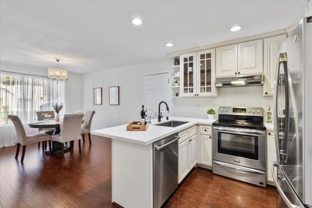 5439 Colony Green Drive, San Jose CA: https://media.crmls.org/mediaz/a93dee1d-261c-4373-a468-fc50489d8896.jpg