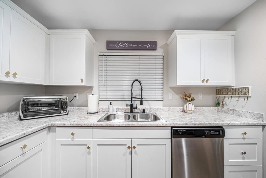 MLS #219138660DA image #5