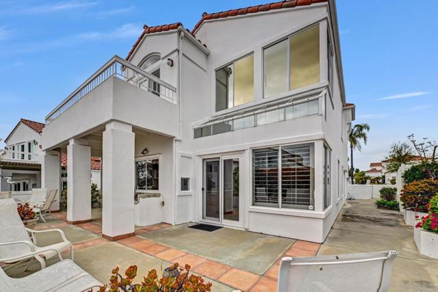 4981 Lamia Way, Oceanside CA: https://media.crmls.org/mediaz/a93f2292-abb7-4df9-8faa-b40c265fc693.jpg