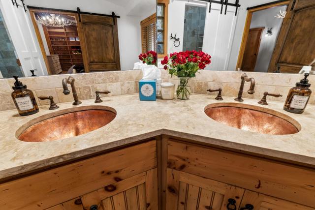 8697 Dyer Road, Salinas CA: https://media.crmls.org/mediaz/a9403dc9-c697-4cac-9f69-358a53939b05.jpg