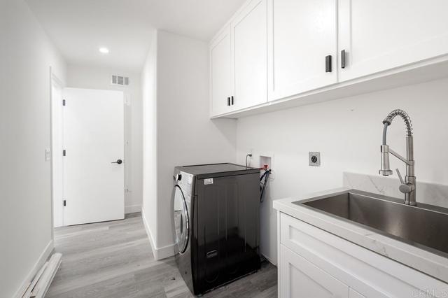 3647 Hazelhurst Place, Bonita CA: https://media.crmls.org/mediaz/a940a3f2-8e23-4999-8581-ffaaa5f06b73.jpg