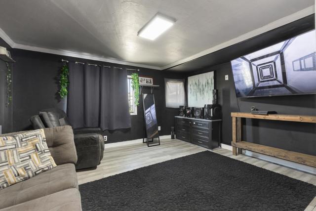 Detail Gallery Image 3 of 16 For 999 E Division St #B27,  National City,  CA 91950 - 2 Beds | 2 Baths