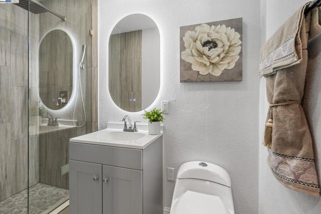 4189 Ogden Dr, Fremont CA: https://media.crmls.org/mediaz/a9443047-6ed2-4c7f-82ff-228a49c81c2e.jpg