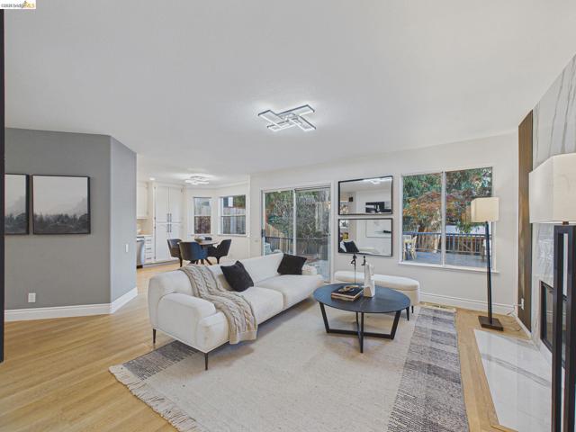 Image 22 of 60 For 2392 Austin Ct