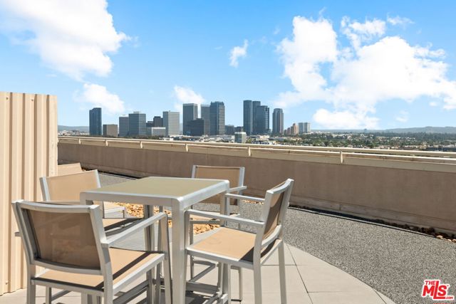 10590 Wilshire Boulevard, Los Angeles, California 90024, 2 Bedrooms Bedrooms, ,1 BathroomBathrooms,Condominium,For Sale,Wilshire,24430229