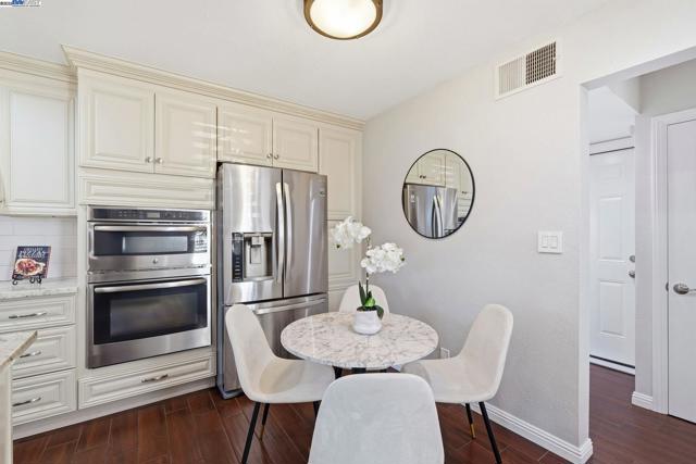 4091 Lorenzo Ter, Fremont CA: https://media.crmls.org/mediaz/a9452c10-6279-4c57-975e-97f36bce1512.jpg