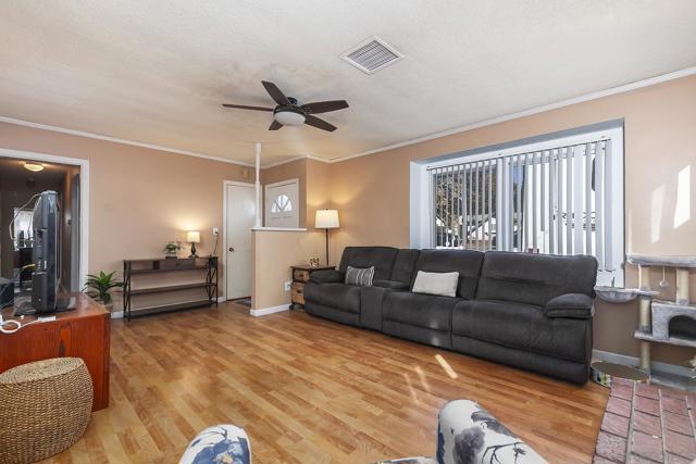 1256 TANGERINE ST, El Cajon CA: https://media.crmls.org/mediaz/a94597fd-4df0-41bd-86a2-dde01121740f.jpg