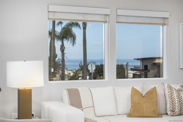 Image 11 of 75 For 4593 Coronado Ave