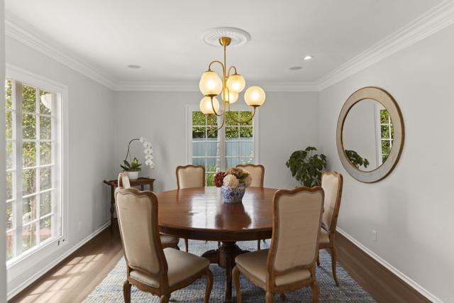 Detail Gallery Image 11 of 47 For 315 Mira Monte, La Jolla,  CA 92037 - 4 Beds | 3/1 Baths