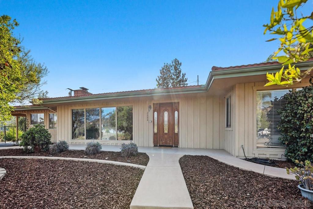 2282 Dehesa Rd