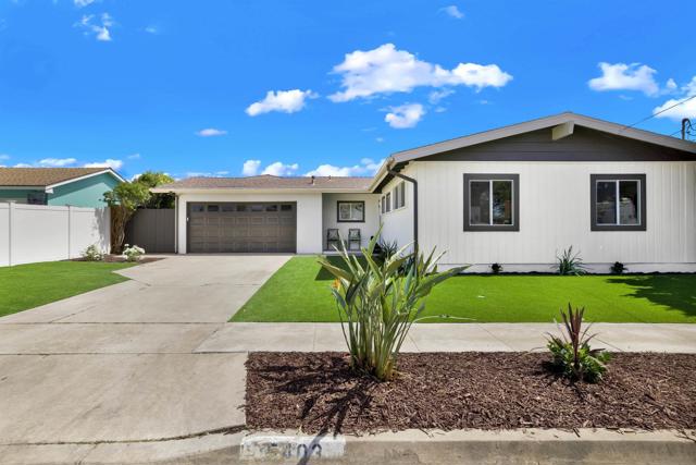 5403 Via Carancho, San Diego CA: https://media.crmls.org/mediaz/a947b4f6-3f47-41f9-ae31-694b33819162.jpg
