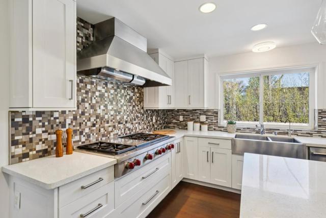 900 Highlands Circle, Los Altos CA: https://media.crmls.org/mediaz/a948434c-ab61-4380-86f3-c77469704998.jpg
