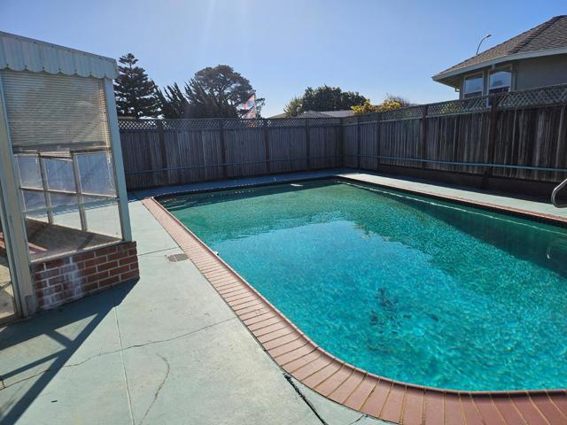 200 Carmelo Lane, South San Francisco CA: https://media.crmls.org/mediaz/a948c0d3-8036-4477-9712-55d26fe24165.jpg