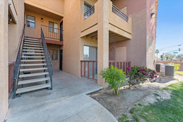 Image 1 of 26 For 78650 Avenue 42  719