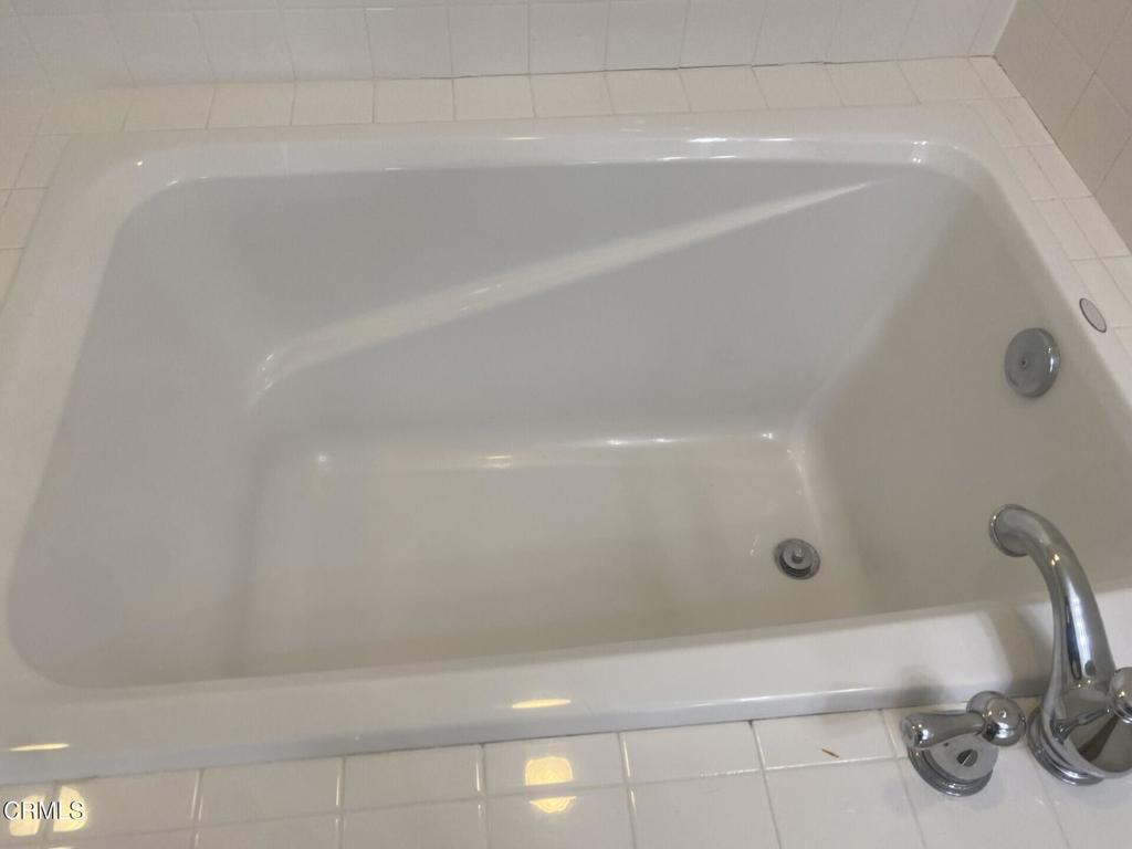 https://media.crmls.org/mediaz/a949df37-1c54-4d58-b156-24c6fc98bd1d.jpg?preset=X-Large