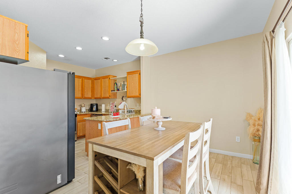 MLS #219126265DA image #9