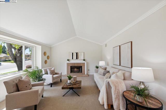 3284 Omega Cir, Pleasanton CA: https://media.crmls.org/mediaz/a94a0a2c-a801-4313-a799-1284cfa9b343.jpg