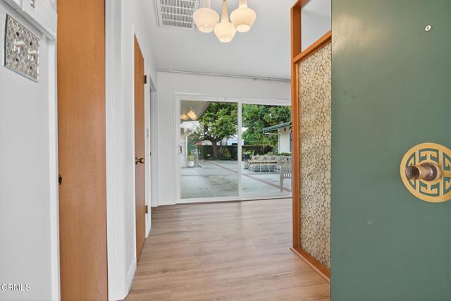 640 Fernwood Drive, Oxnard CA: https://media.crmls.org/mediaz/a94a740d-ee1b-4529-a906-ced22ea4e387.jpg