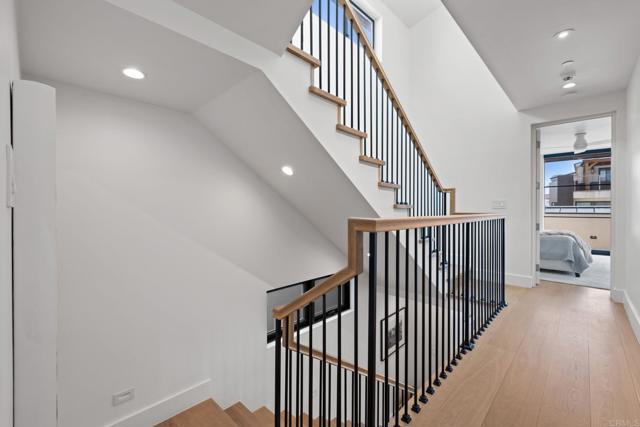 Detail Gallery Image 25 of 72 For 119 41st St, Newport Beach,  CA 92663 - 3 Beds | 5 Baths