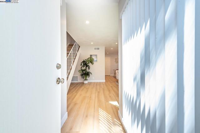 4562 Deerfield Ter, Fremont CA: https://media.crmls.org/mediaz/a94b8763-8709-4637-9463-98890c29a523.jpg