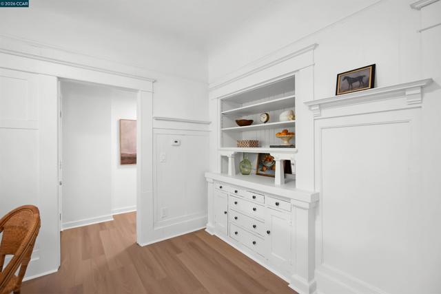 Image 19 of 58 For 456 4th St  